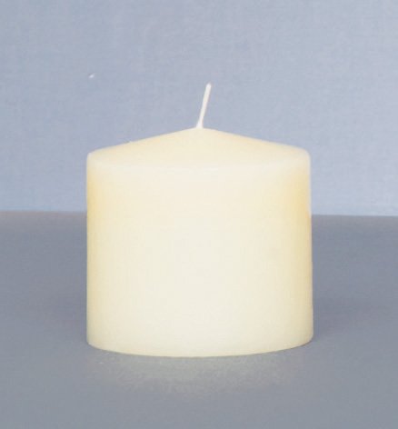 8cm ivory pillar candle