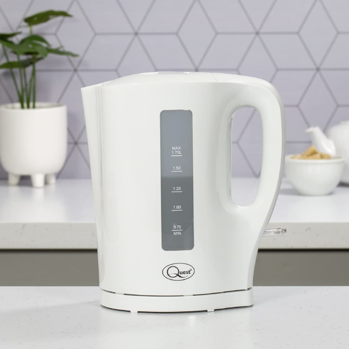 Quest white 1.7L electric kettle