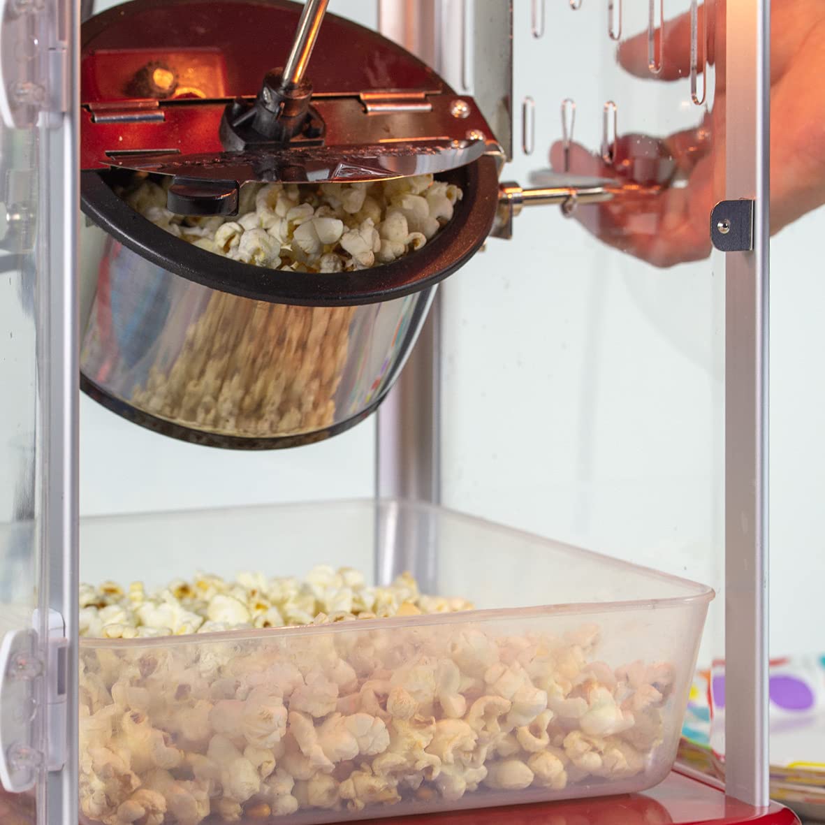 Global Gizmos 4.5L cinema-style popcorn maker