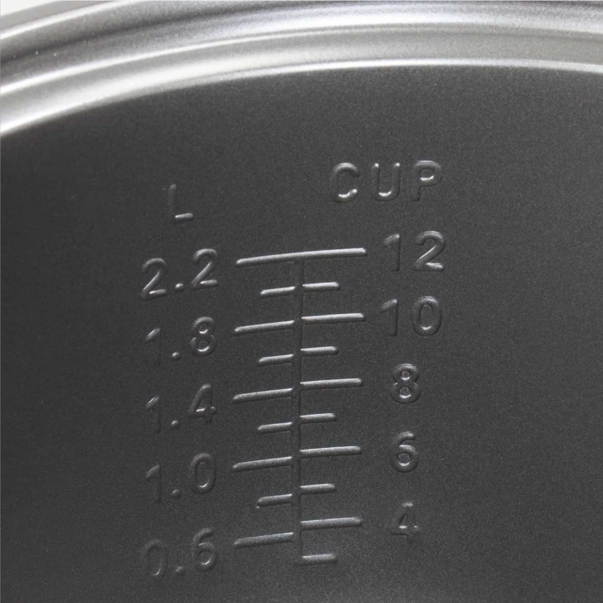 Quest 2.2L 900W white rice cooker and steamer