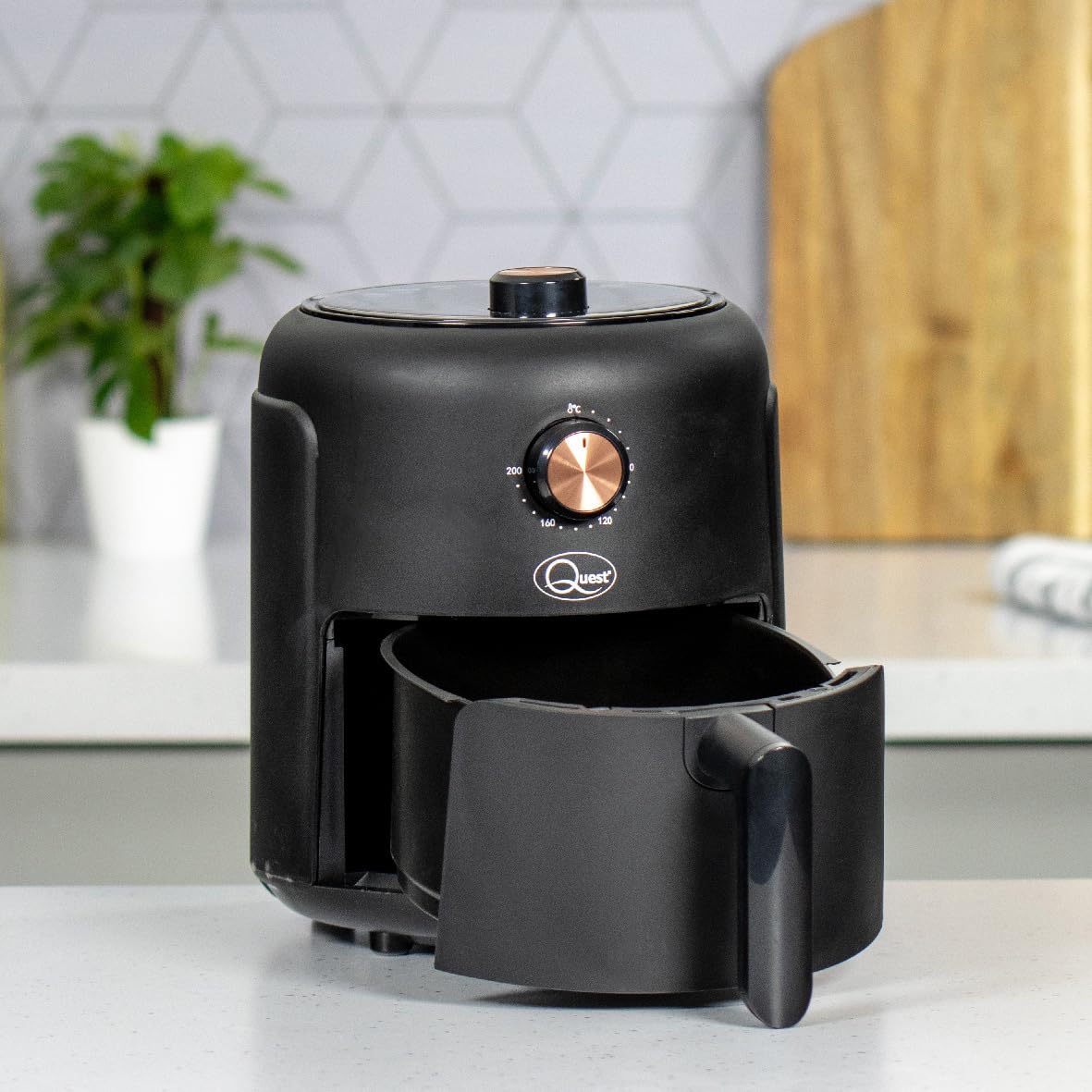 2.3L Air Fryer 1000W with Non-Stick Basket & 60 Minute Timer - Quest