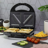 Quest black 750W 2-slice sandwich toastie maker