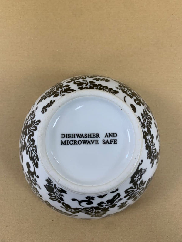 Set of 4 Bowls - Black & White Floral