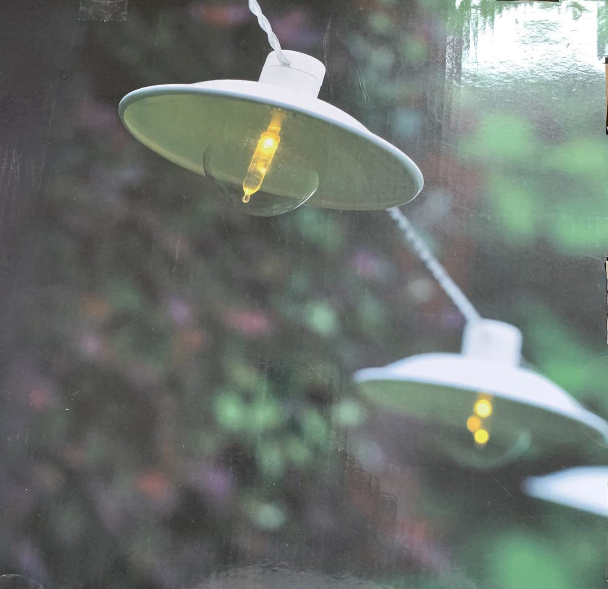 Dusk Till Dawn 20 warm white lantern string lights with timer