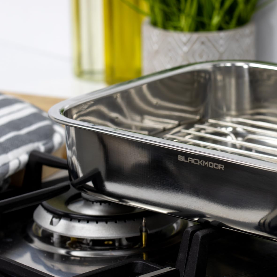 Non-Stick Roasting Tin with Removable Rack for Meat, Poultry & Vegetables - Blackmoor