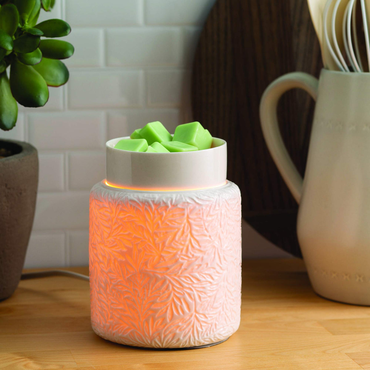 Candle Warmers Botanical white porcelain wax melt warmer