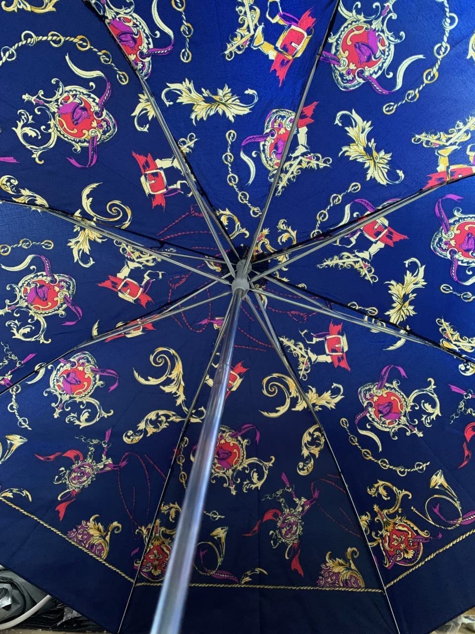 Blue patterned compact telescopic umbrella with cover