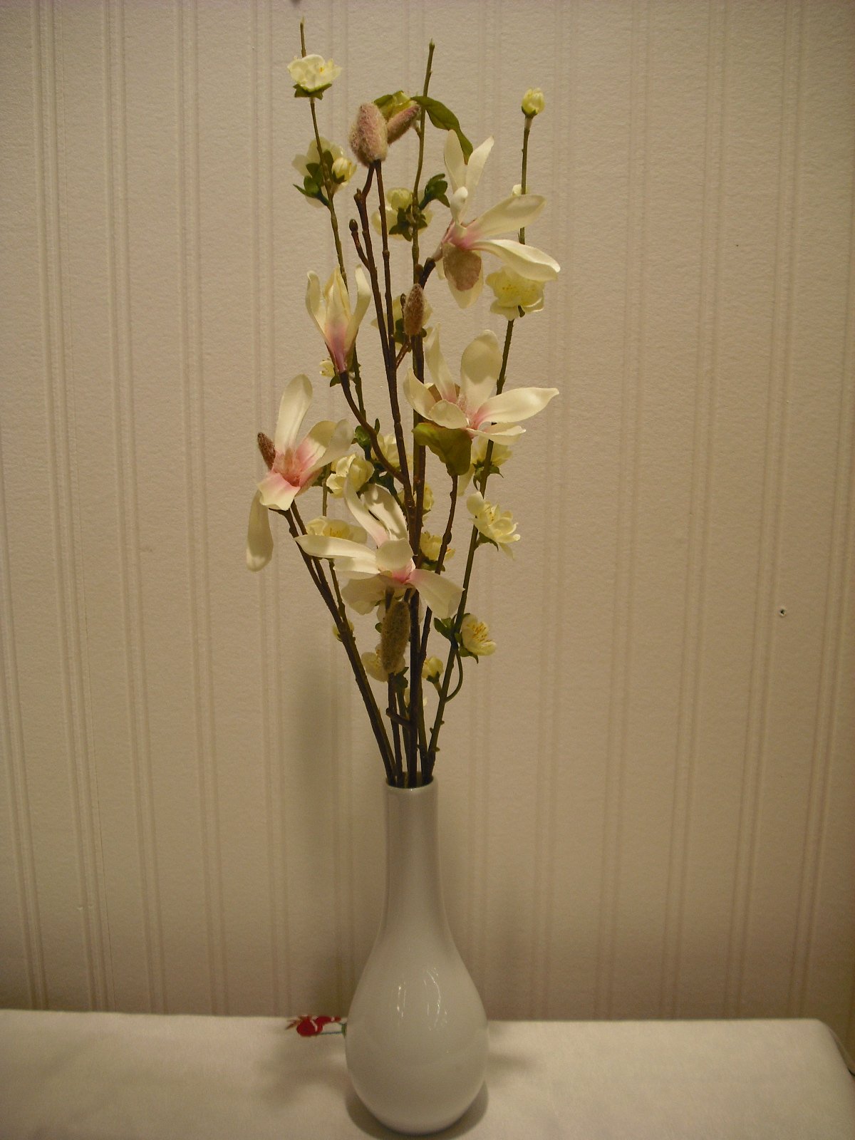 Cream blossom and magnolia artificial flower arrangement in vase – 60cm