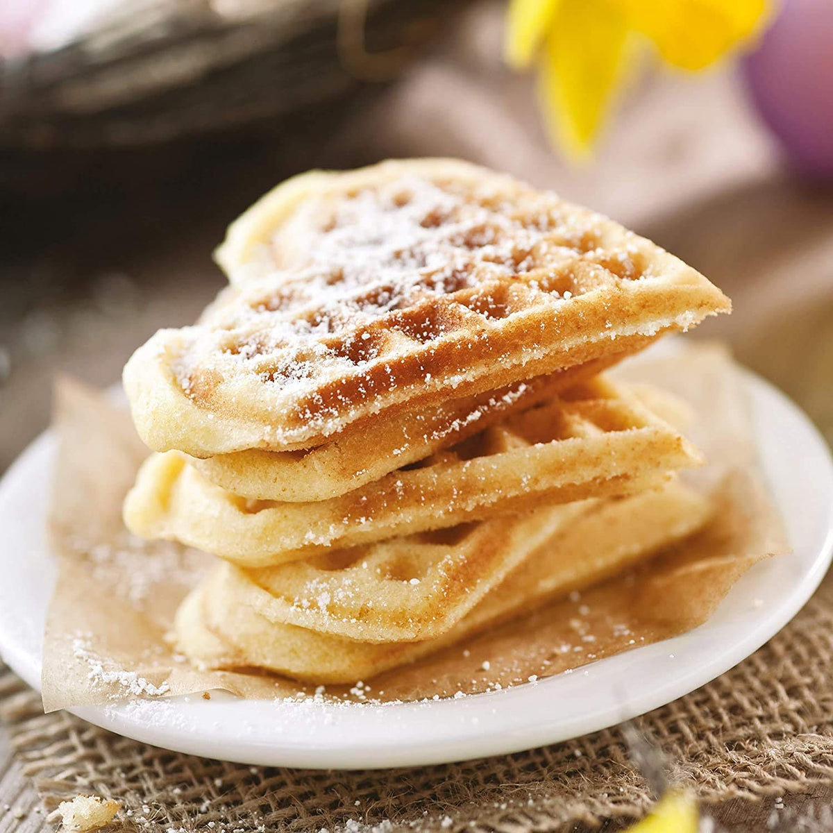 Global Gizmos pink heart-shaped waffle maker