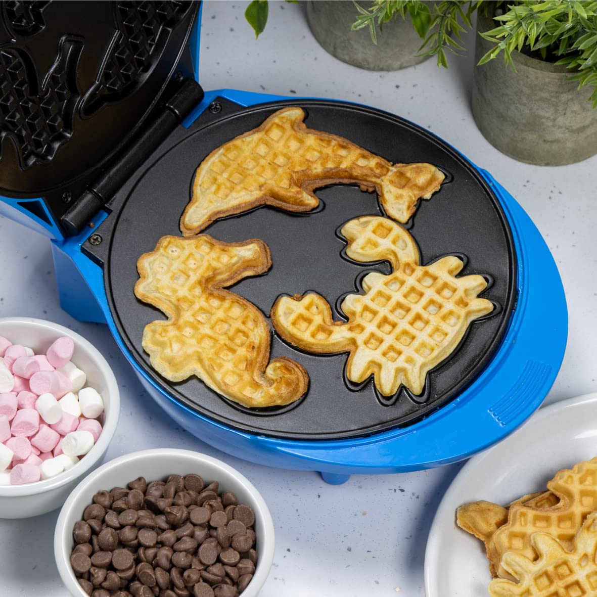 3-in-1 Sea Life Waffle Maker with Non-Stick Plates - Animal Planet