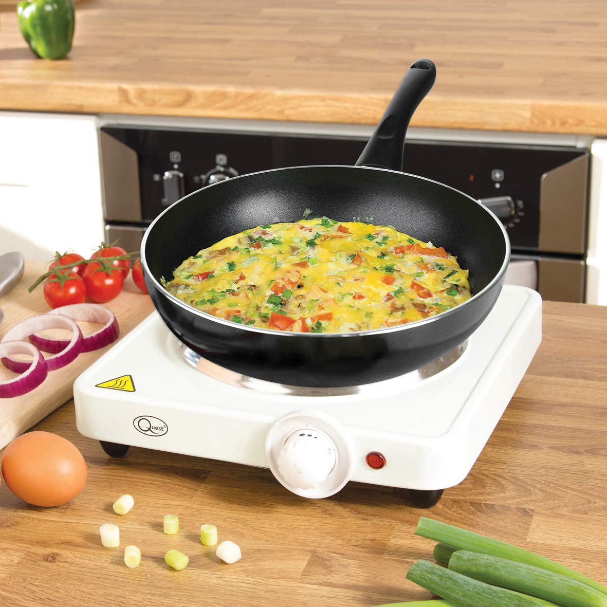 Quest 1500W single electric hob with five heat settings