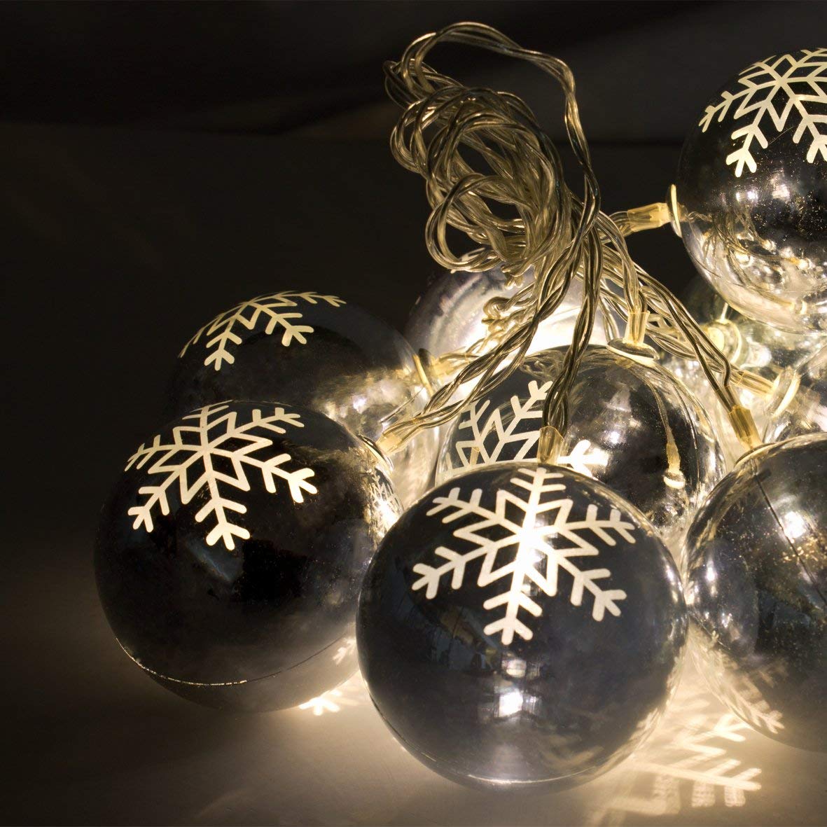 10 warm white LED snowflake bauble battery string lights