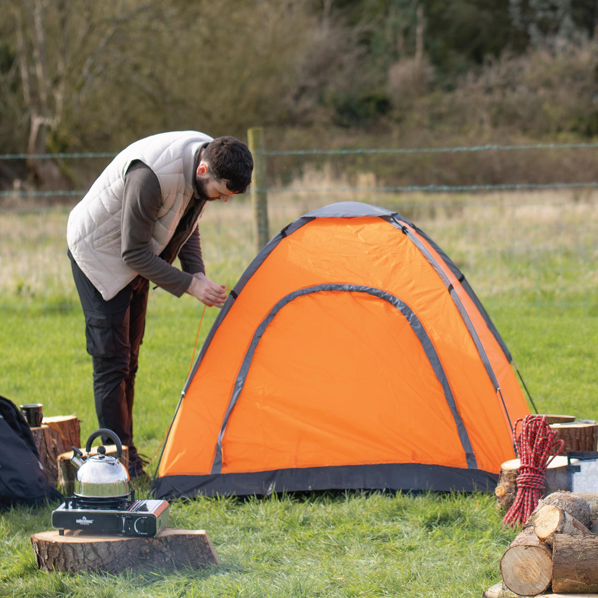 Milestone 2-person tent with 2000mm water resistance