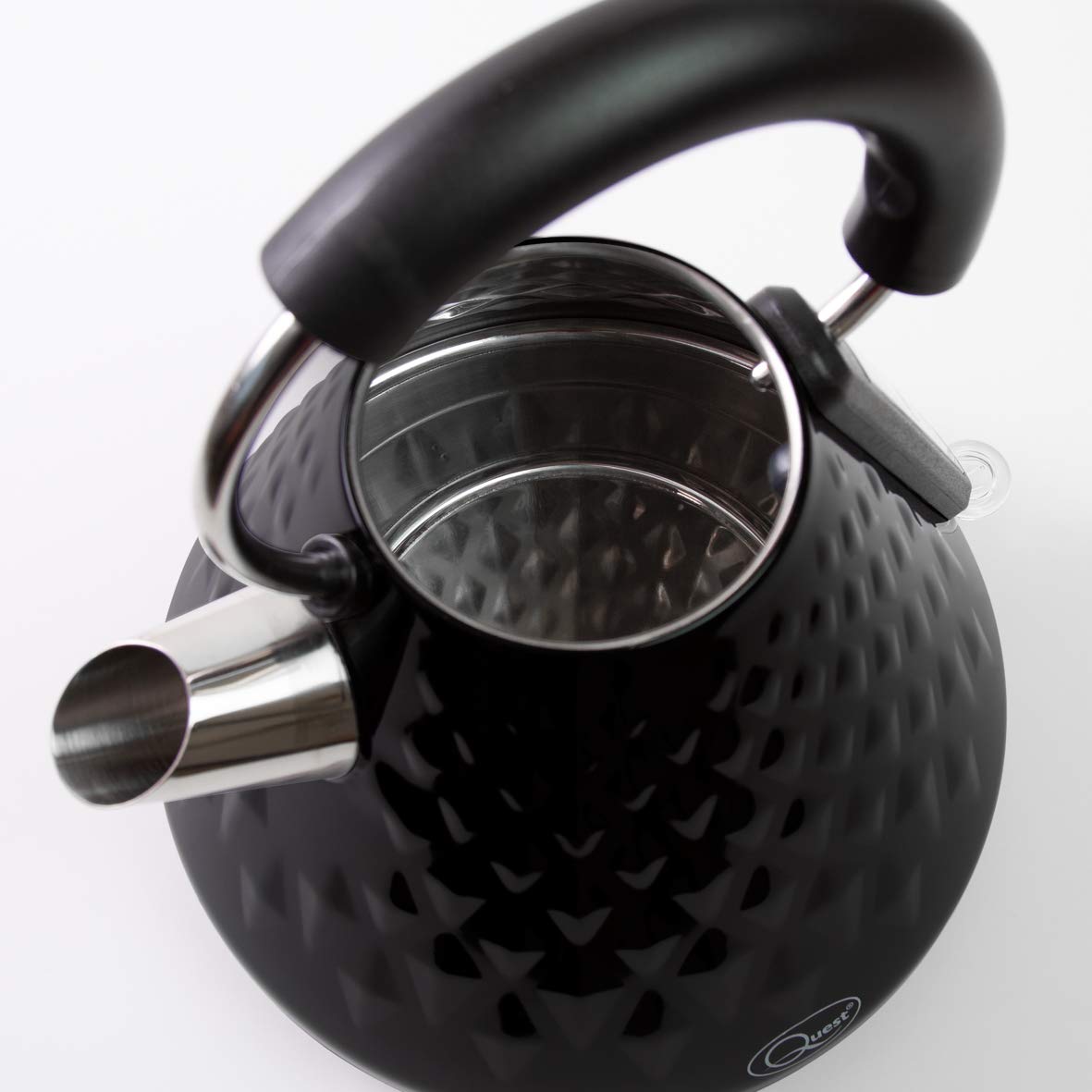 Quest fast boil kettle with 360 degree swivel base