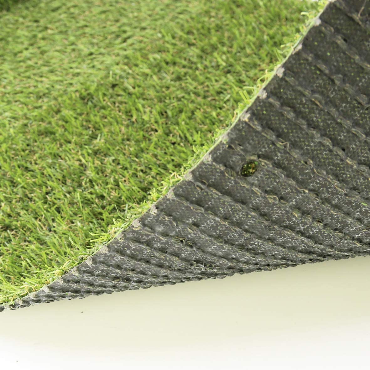 4m x 1m 15mm Pile High Artificial Grass / Light Green Astro Turf / High Density Fake Grass