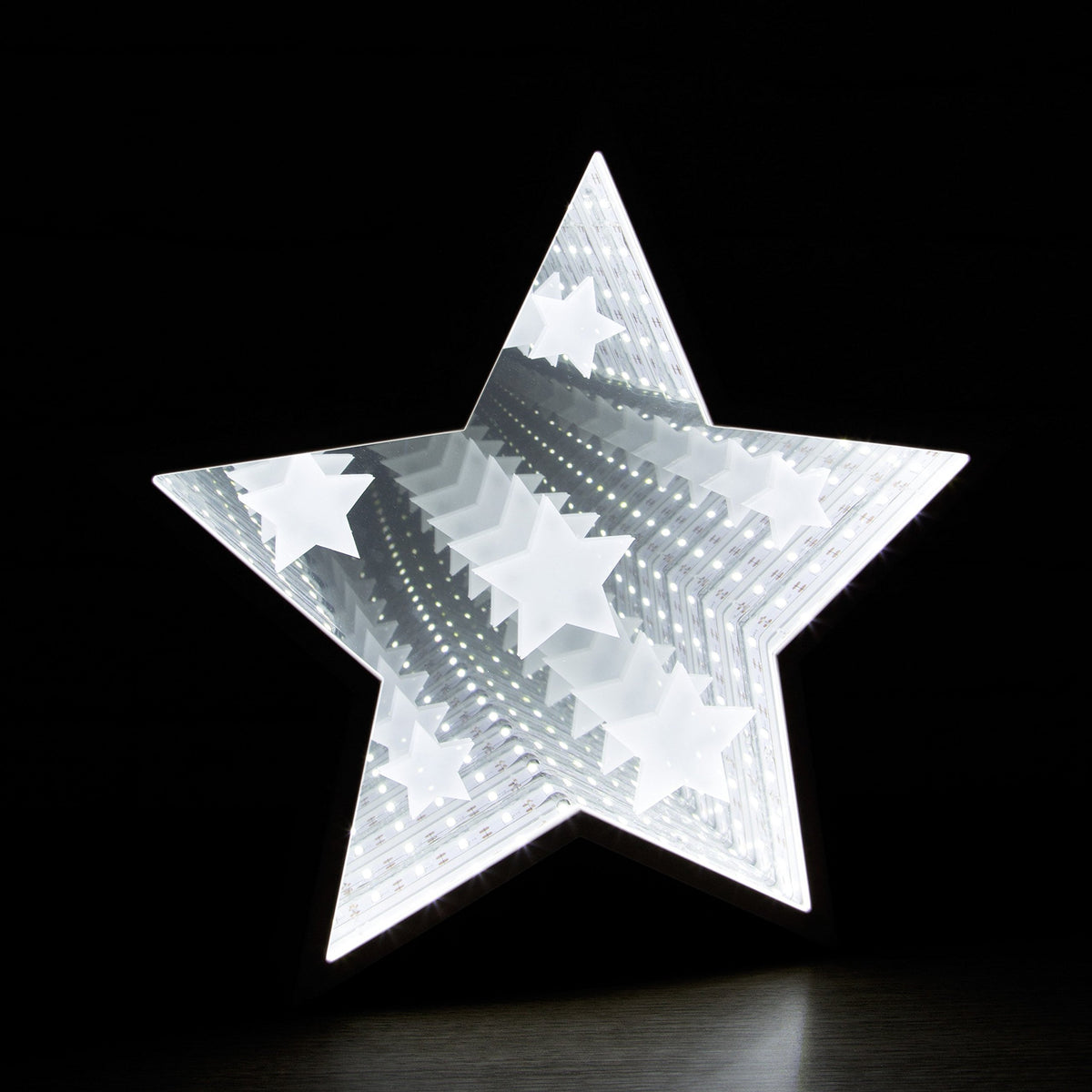 59 LED white star infinity mirror light detail