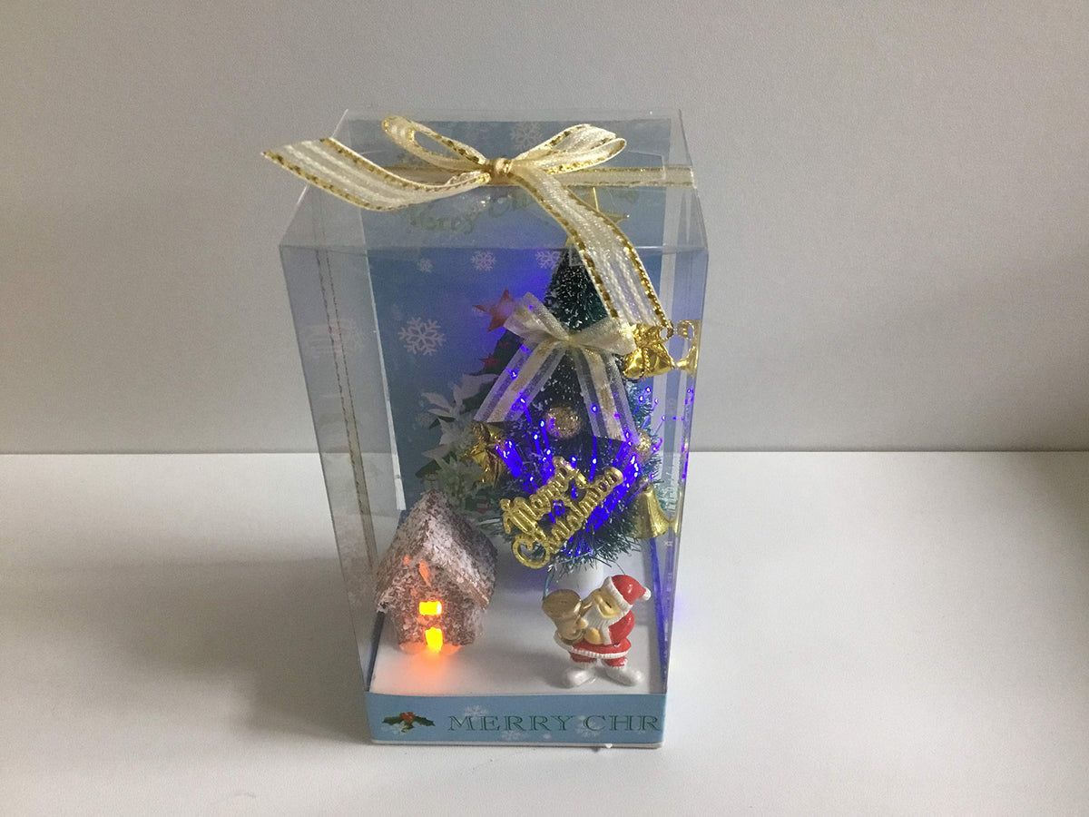 The Christmas Workshop 15cm LED fibre optic Christmas scene battery operated