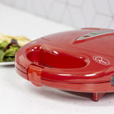 Quest red 750W 2-slice sandwich toastie maker