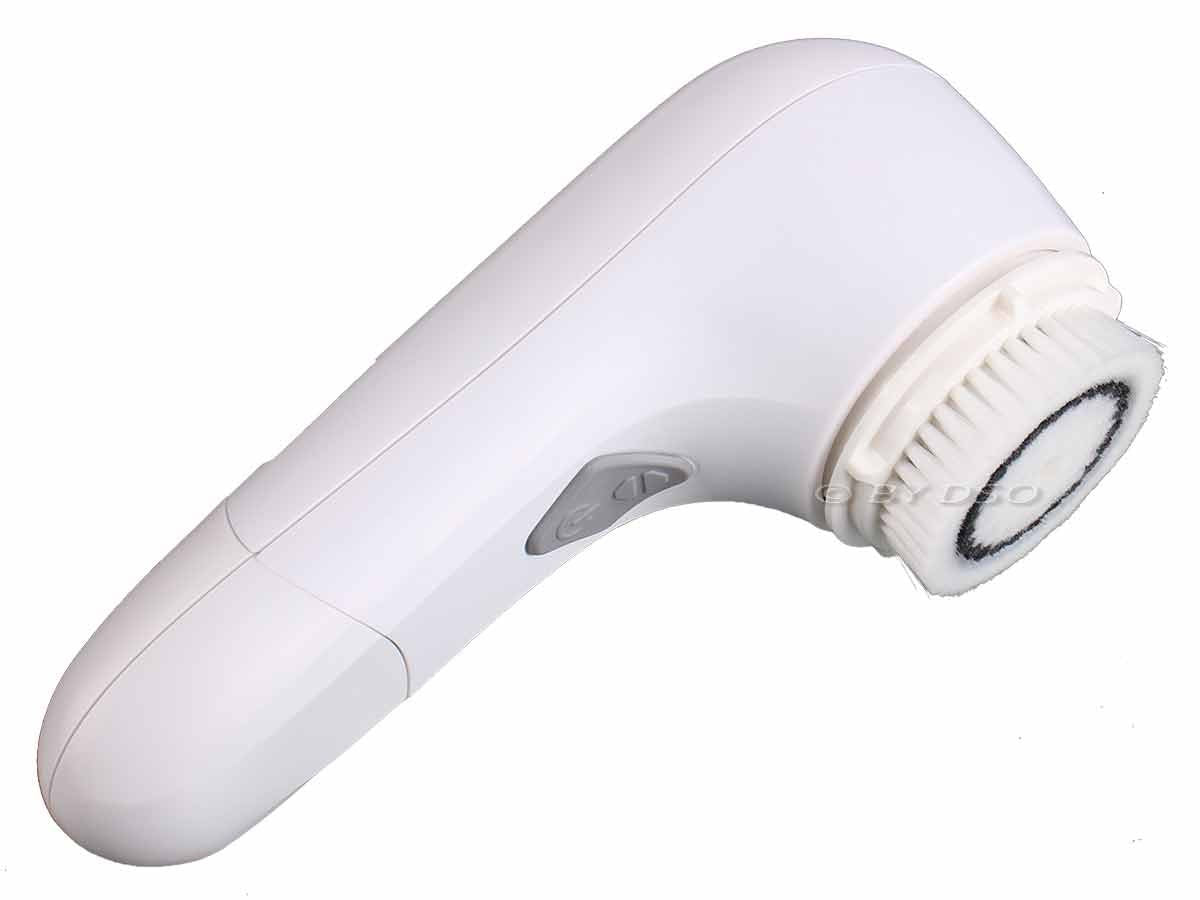 Bauer SkinSonic sonic facial cleansing brush