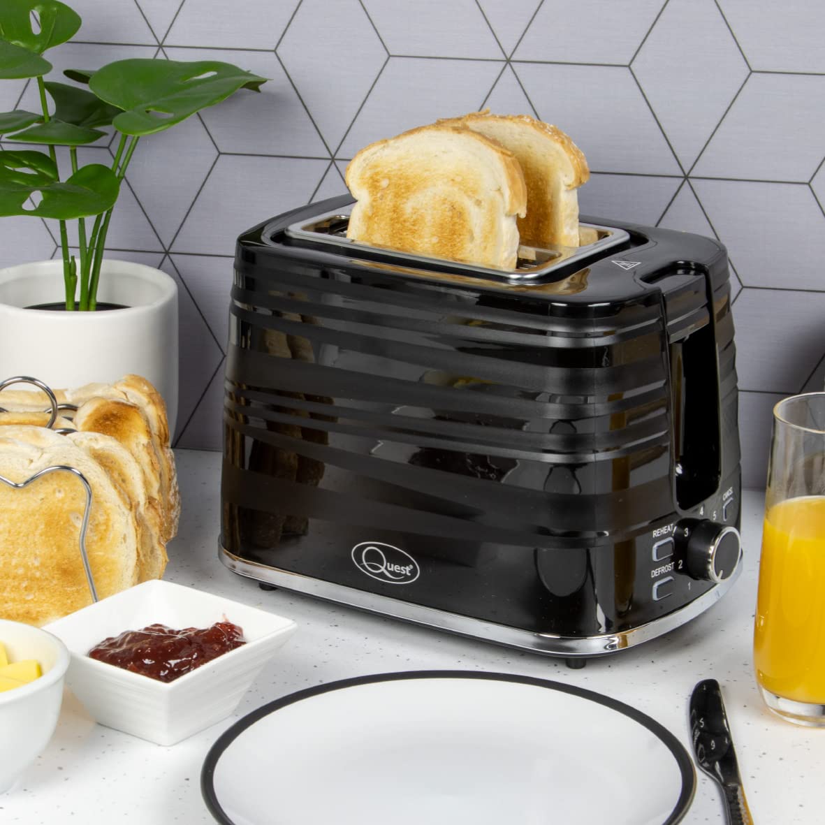 Quest Harmony black 2-slice toaster