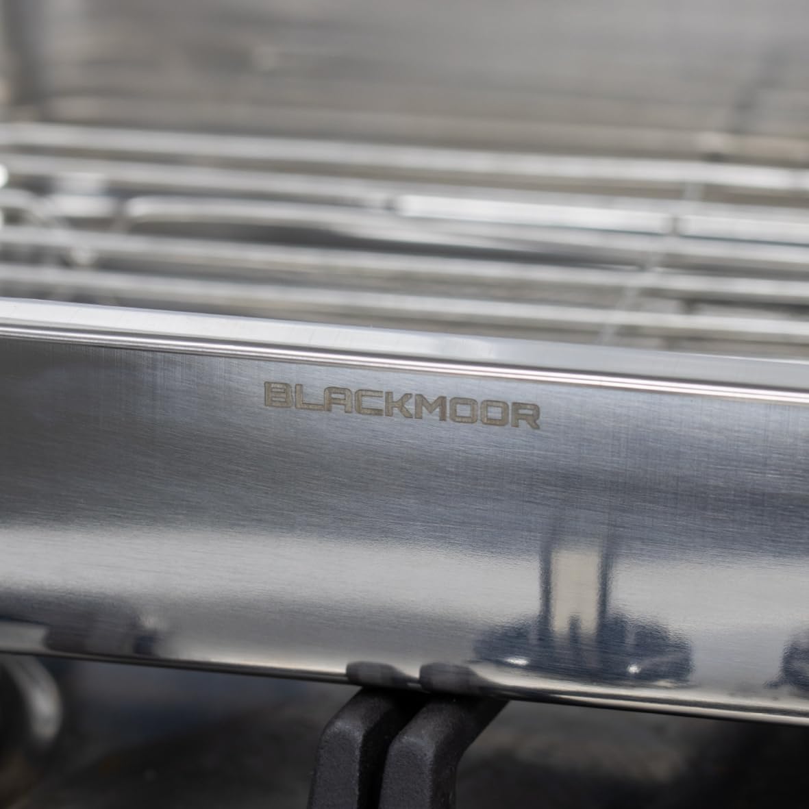 Non-Stick Roasting Tin with Removable Rack for Meat, Poultry & Vegetables - Blackmoor
