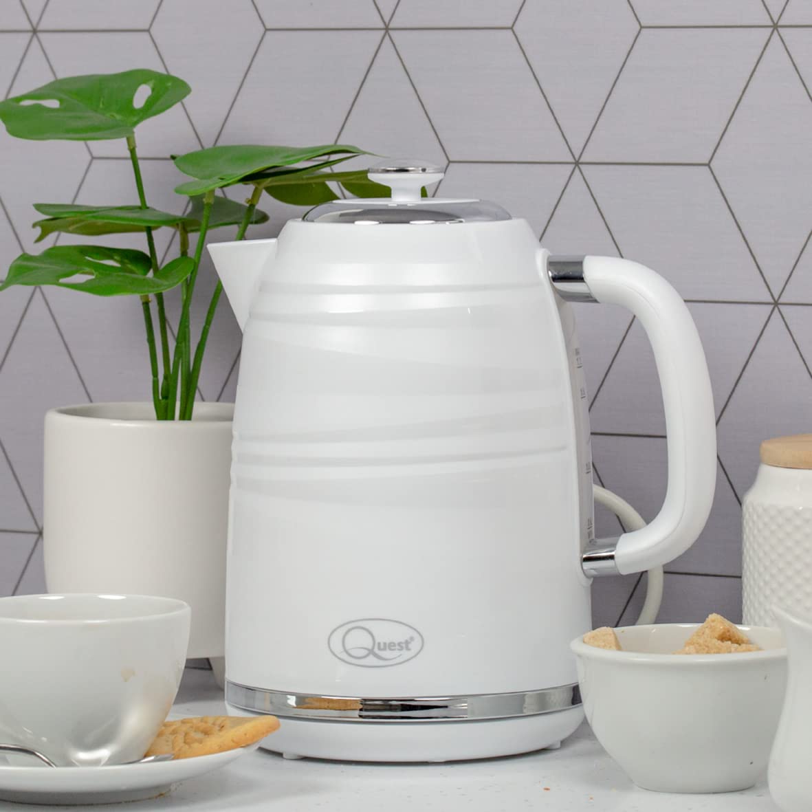 Quest Harmony white 1.7L rapid boil kettle