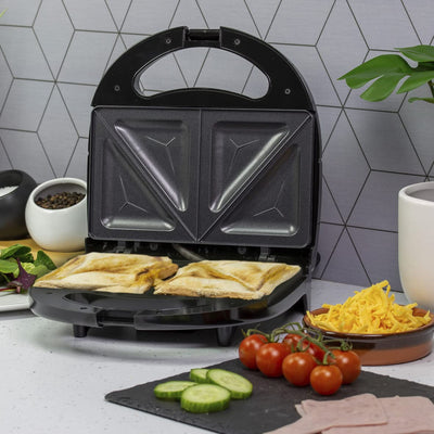Quest Toastie Maker Sandwich Toaster Black/Easy Clean Non Stick Plates/Cool Touch Handle/750W/35129