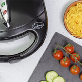 Quest black 750W 2-slice sandwich toastie maker