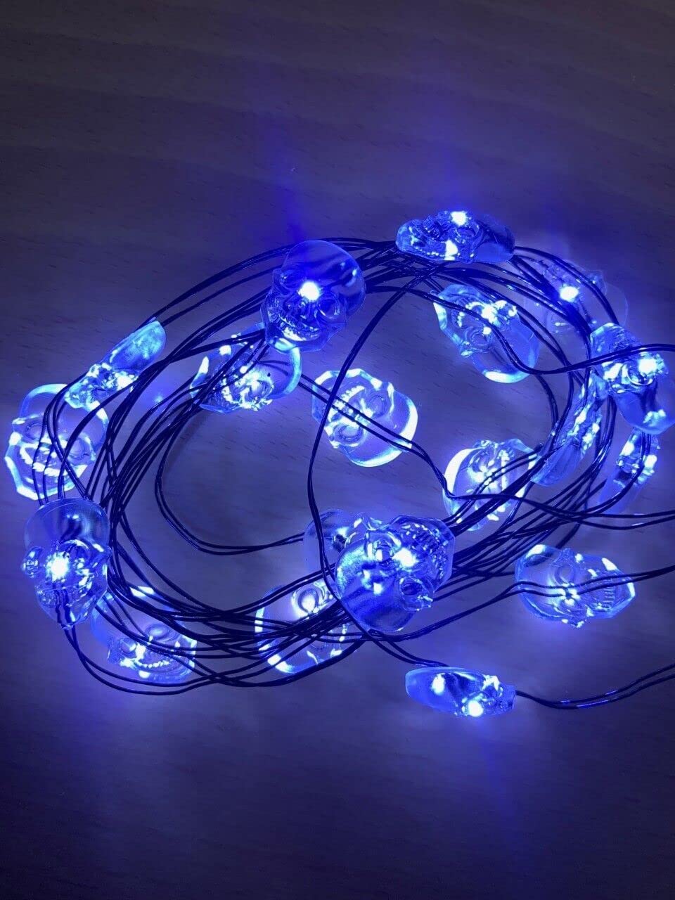 20 white LED skull battery Halloween string lights