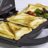 Quest black 750W 2-slice sandwich toastie maker