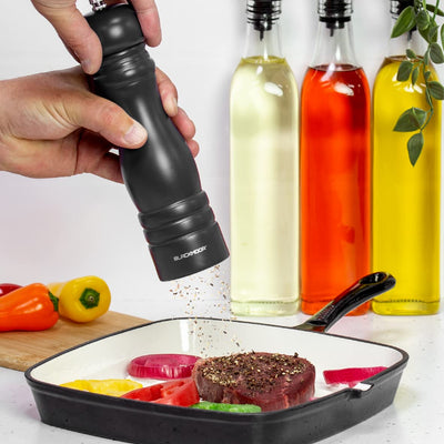 Blackmoor 68049 Manual Salt and Pepper Grinder Set/Classic Wooden Design with Ceramic Grinding Core/Adjustable Coarseness/Black Colour