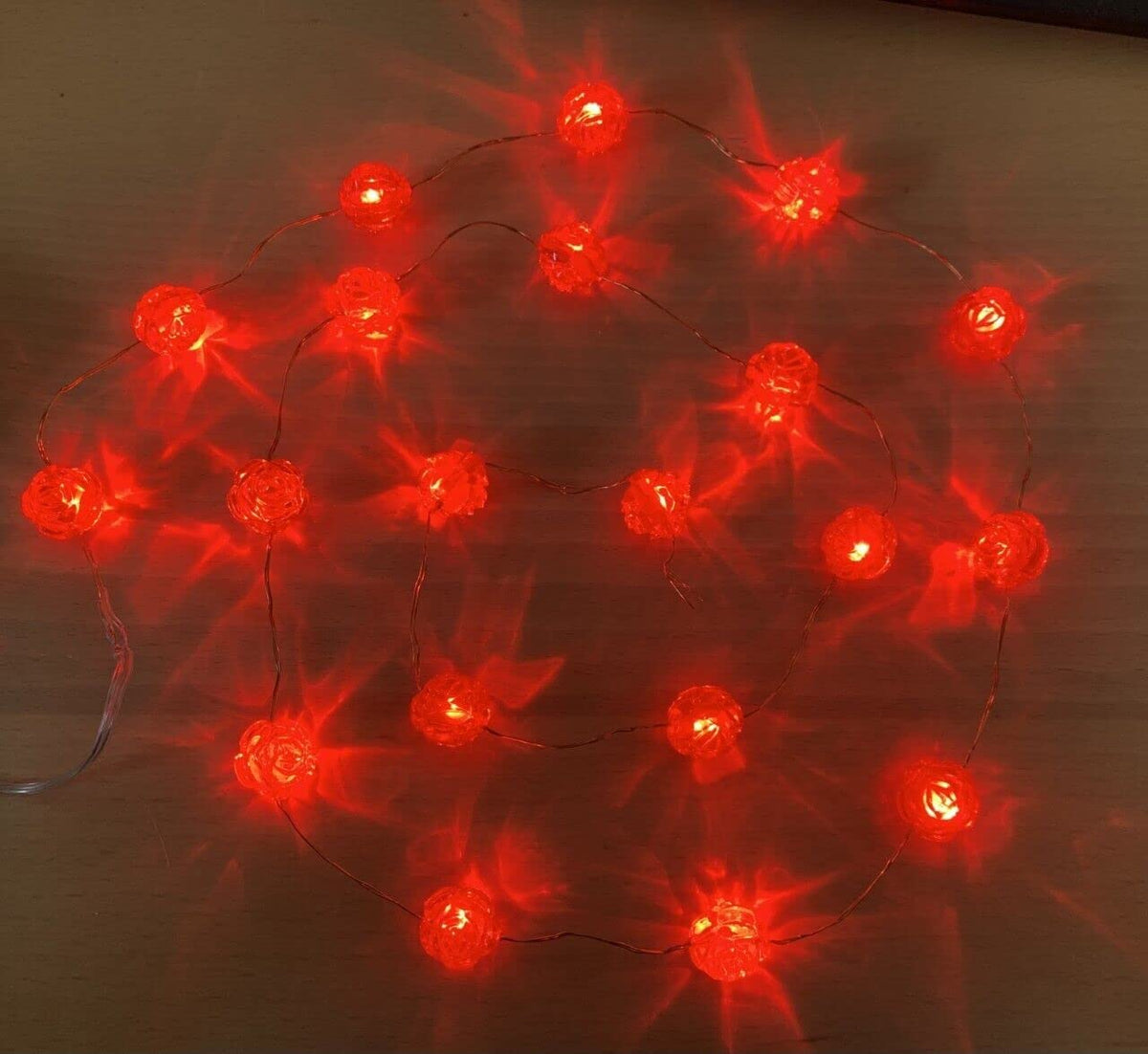 20 red rose LED battery fairy lights on copper wire