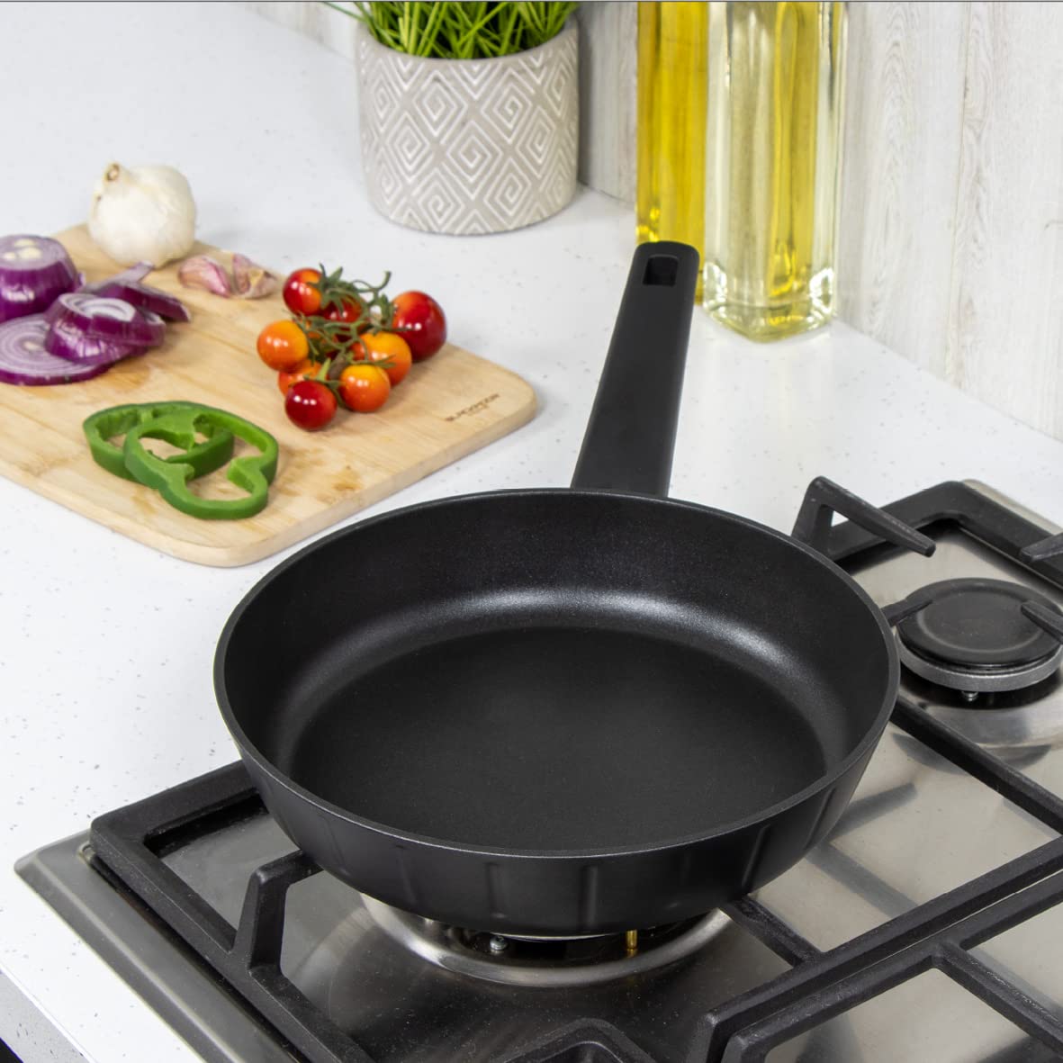 Blackmoor Neuvo 24cm Non-Stick Frying Pan for Induction Hobs