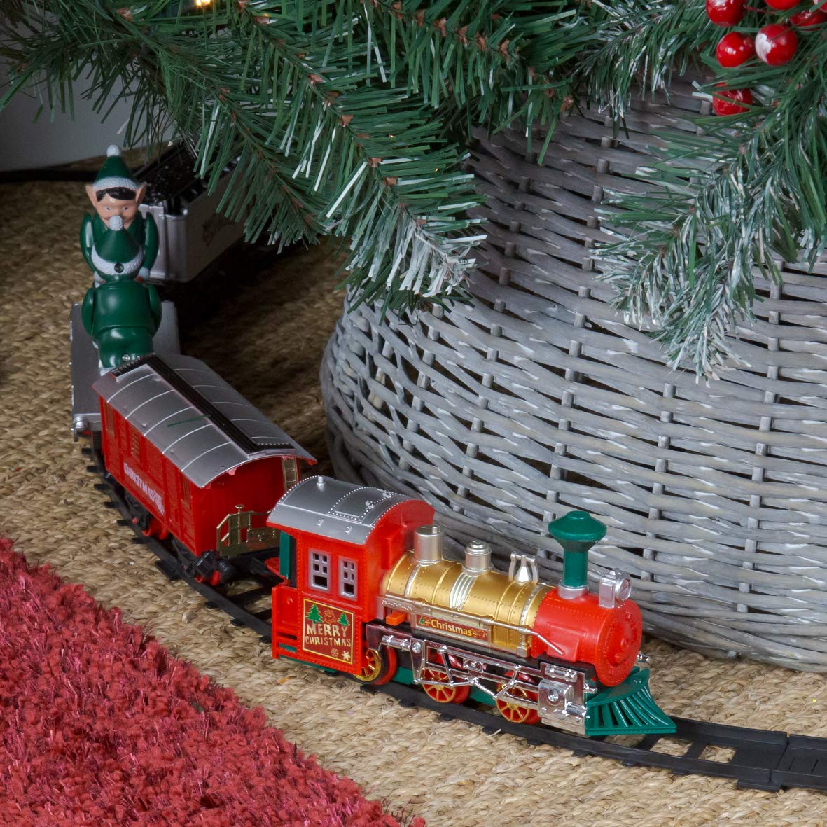 Animated Christmas elf train set with 4m track
