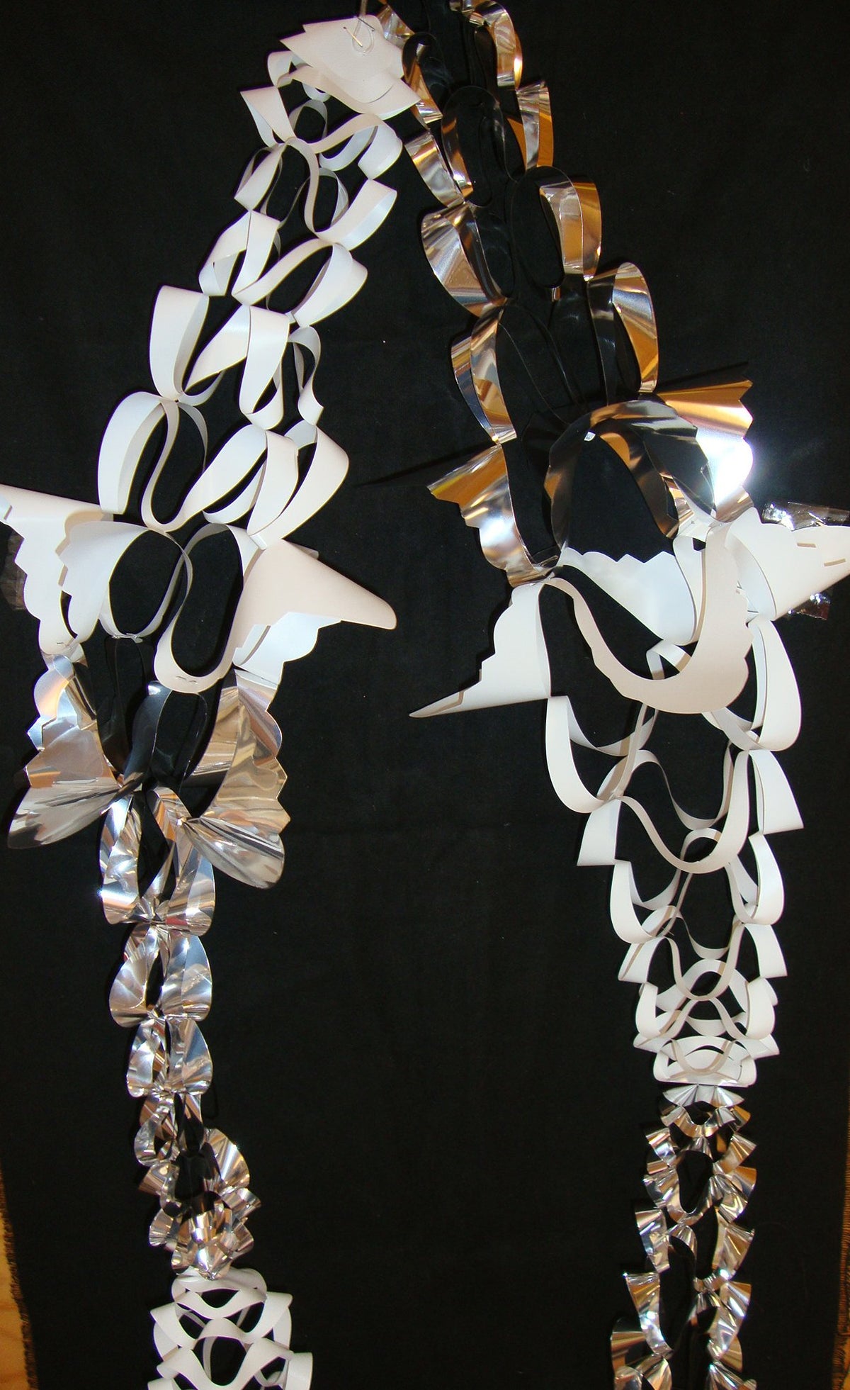 Silver and white foil Christmas hanging garland 2.7m
