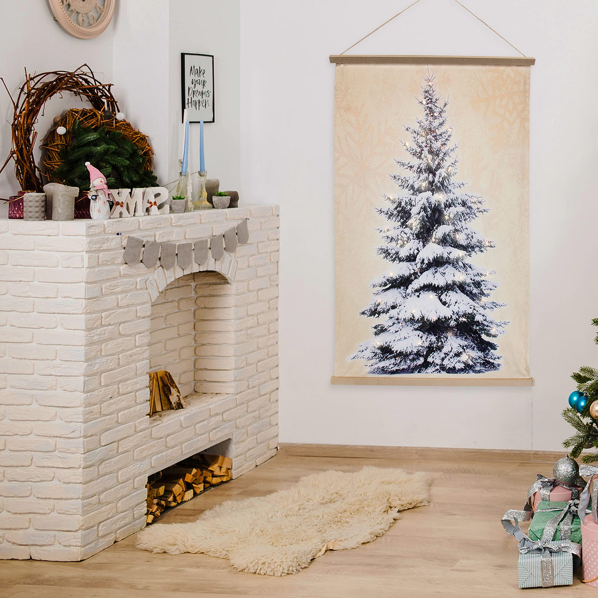 Pre-lit Christmas tree wall tapestry with 38 warm white LEDs
