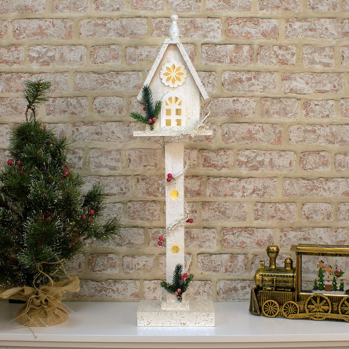 70cm white wooden LED Christmas treehouse decoration