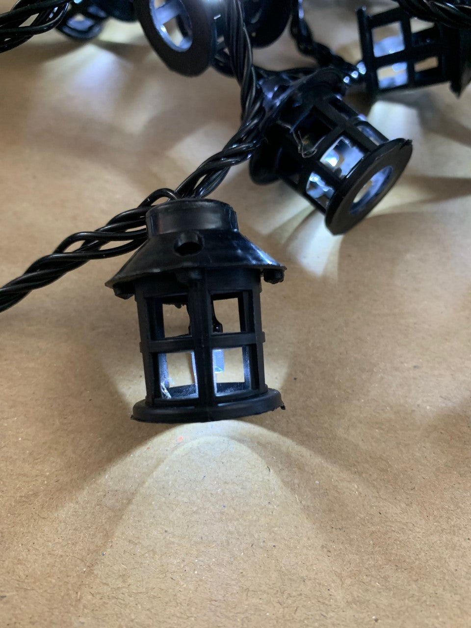 White LED traditional lantern Christmas lights alternate view