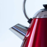 Red 1.7L pyramid kettle with contoured handle