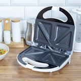 Quest 750W white two-slice sandwich toaster