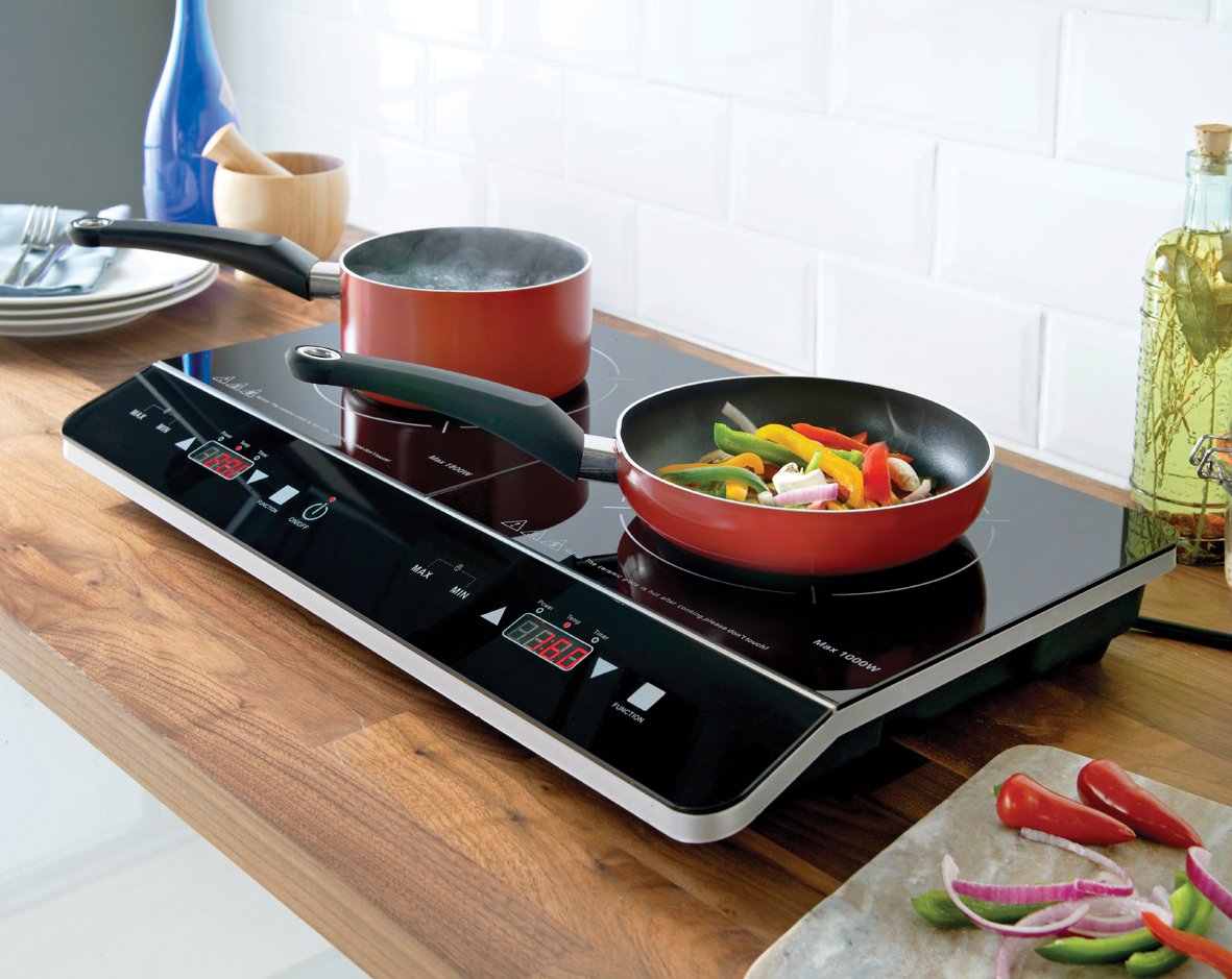 Quest 2800W double induction hob with touch controls